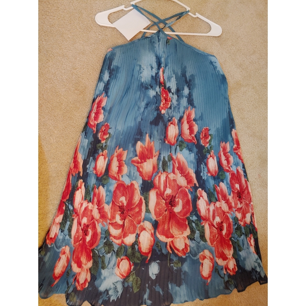 Pleated cross straps dress